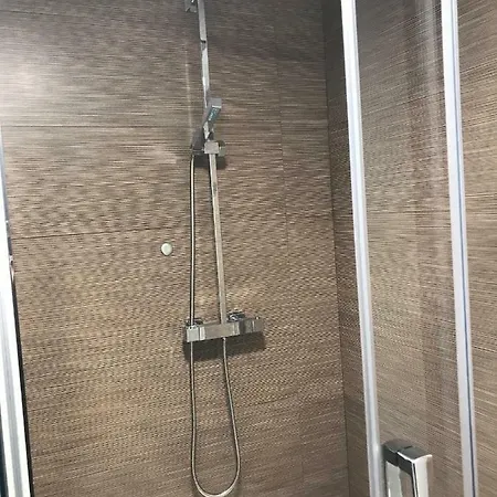 شقة Eysines 22 *